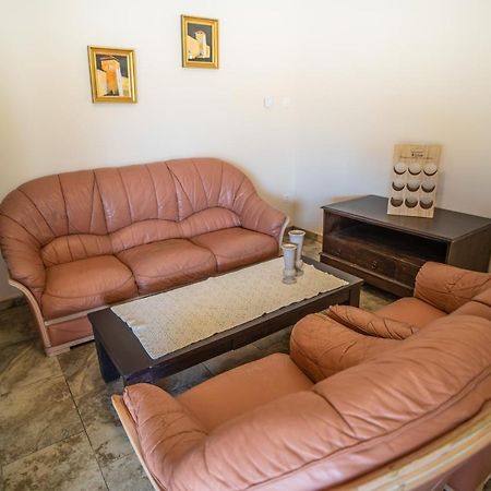 Toscana Apartman Gyula Extérieur photo
