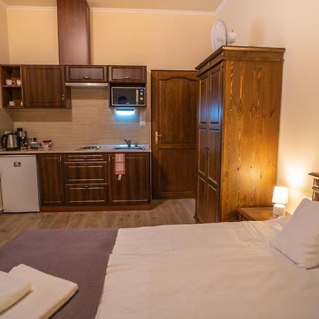 Toscana Apartman Gyula Extérieur photo