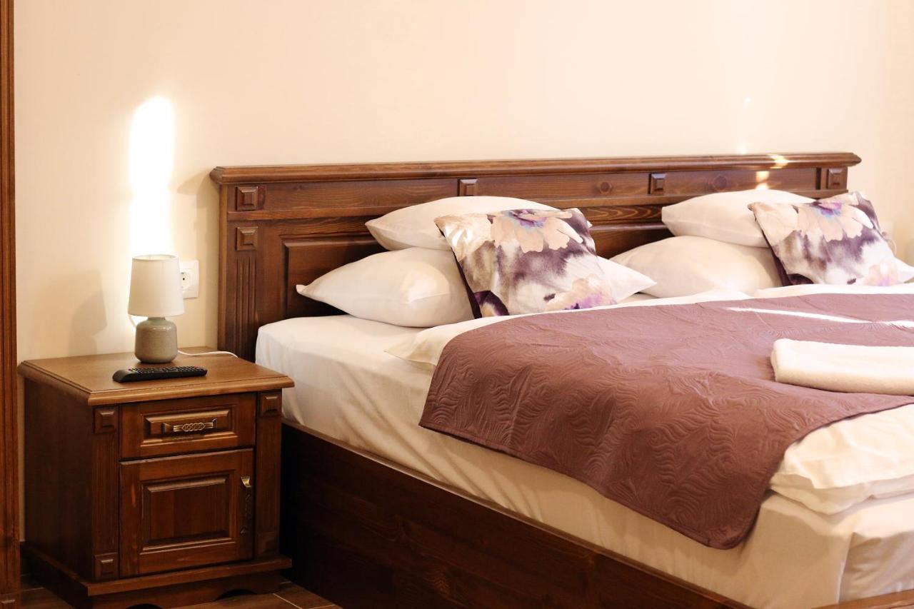 Toscana Apartman Gyula Extérieur photo